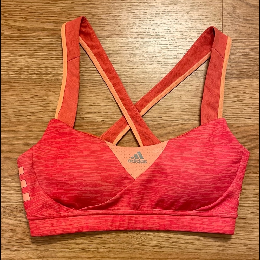 Women’s Adidas size small pink sports bra.